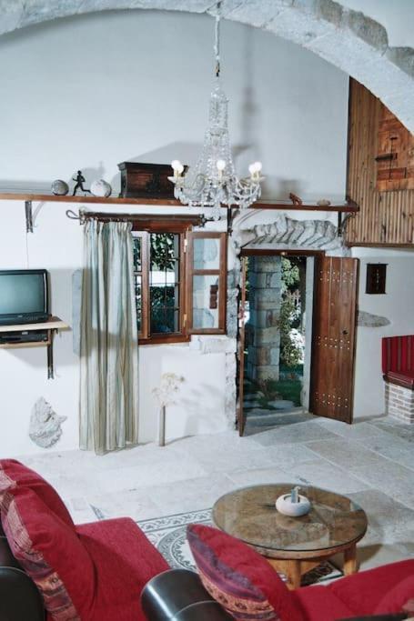 Traditional Villa With Pool In Sfakia Imbros Buitenkant foto